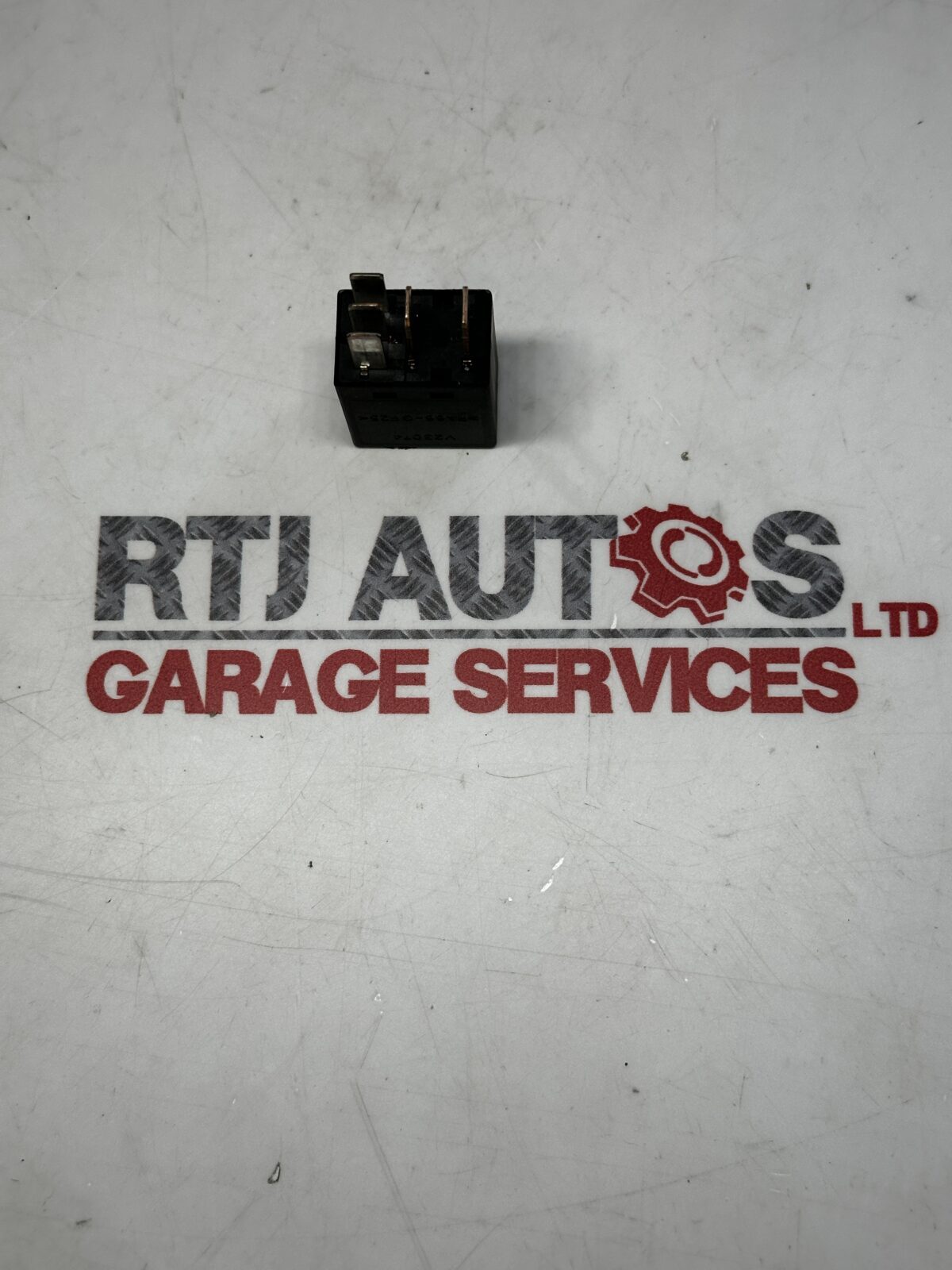 SAAB GM TYCO BLACK RELAY A1601 X59 12V 16A 90414477