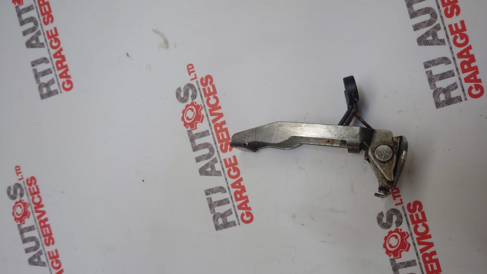 Saab 9-3 93 03-11 bonnet catch 12767500