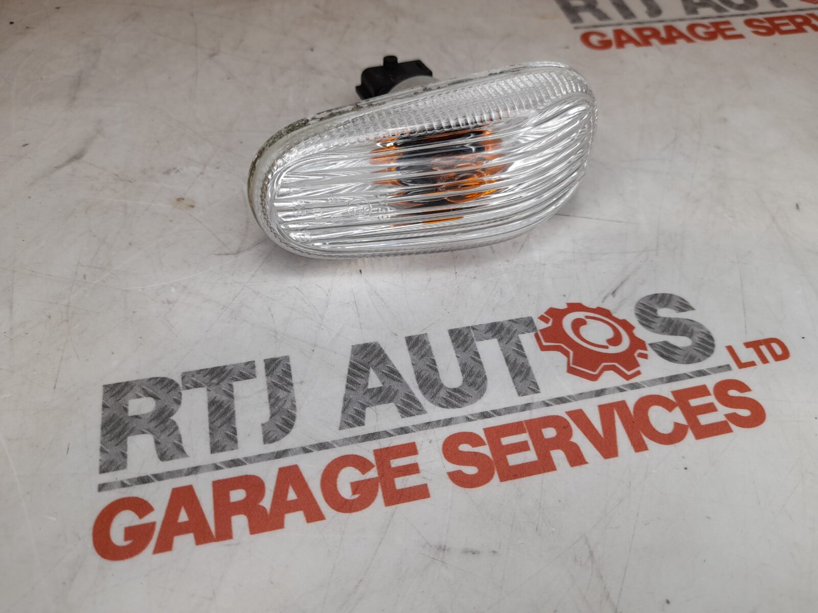 Saab 93 9-3 95 9-5 Side Indicator Lamp 12777318 12785743