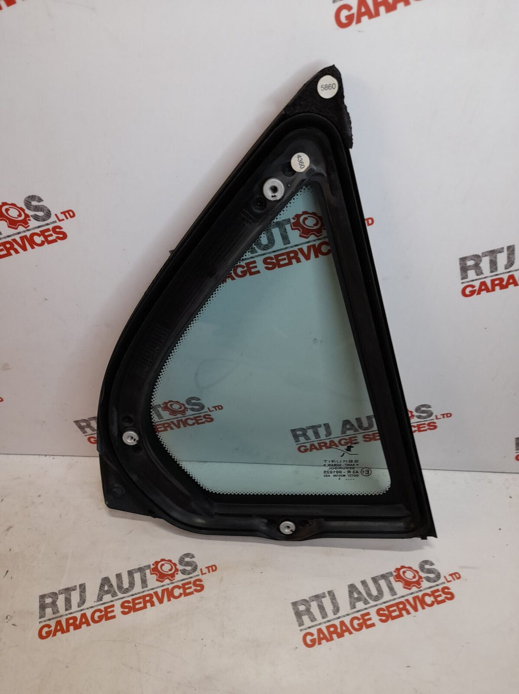 Saab 93 9-3 4D Left Passenger Nearside Rear 1/4 Window Glass 12804489