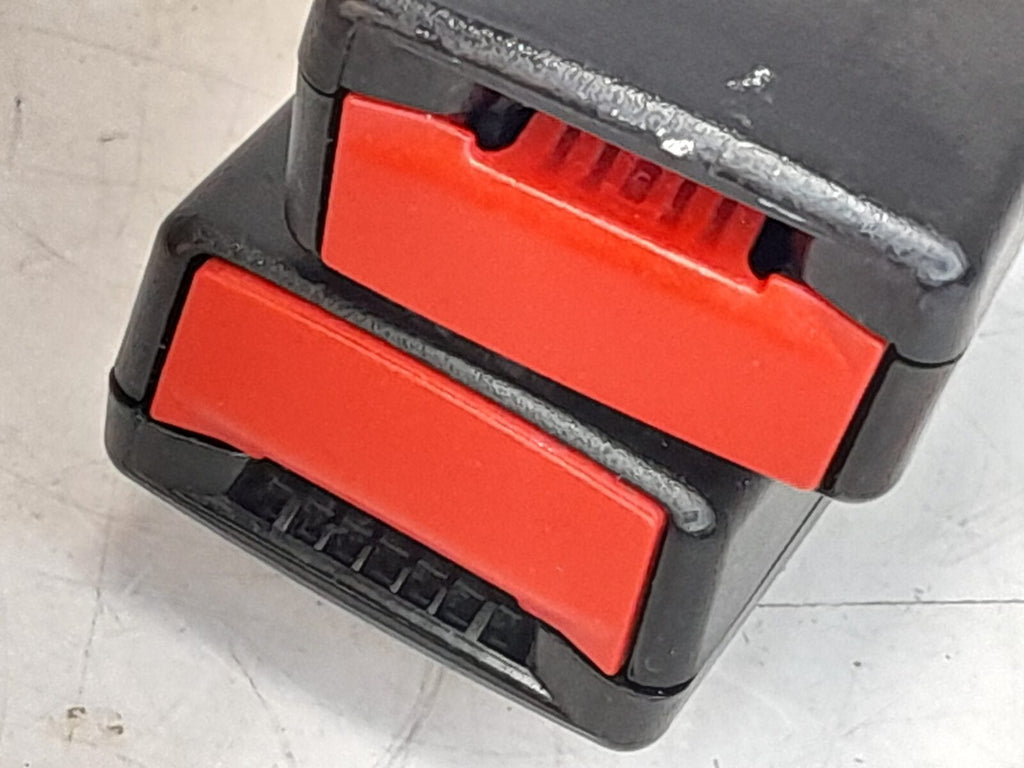 Saab 93 9-3 From 2003 O/S and Centre Rear Seats Safety Belt Buckles 12794564