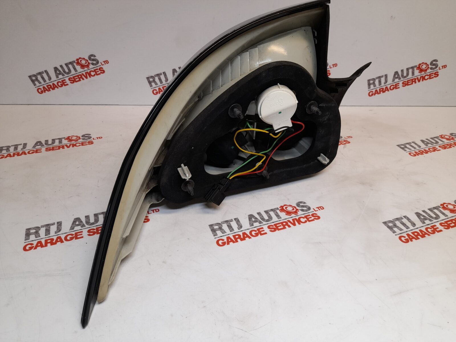 Saab 93 9-3 CV From 2008 O/S Driver Rear Outer Tail Light 12770162