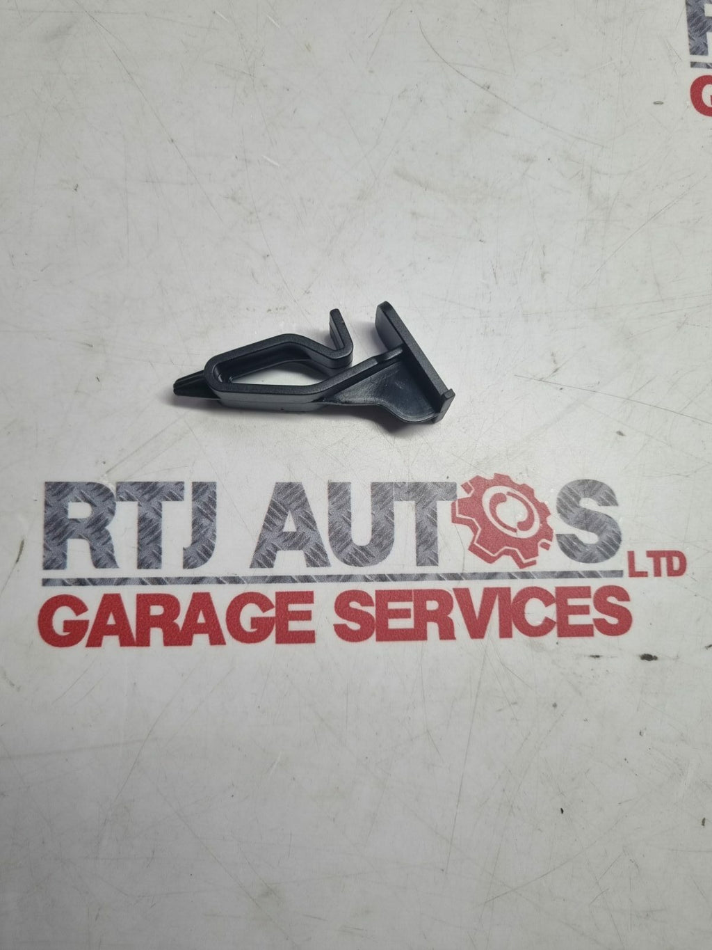 Saab 9-3 93 Saloon 03-12 Parcel Shelf Clip 12766269
