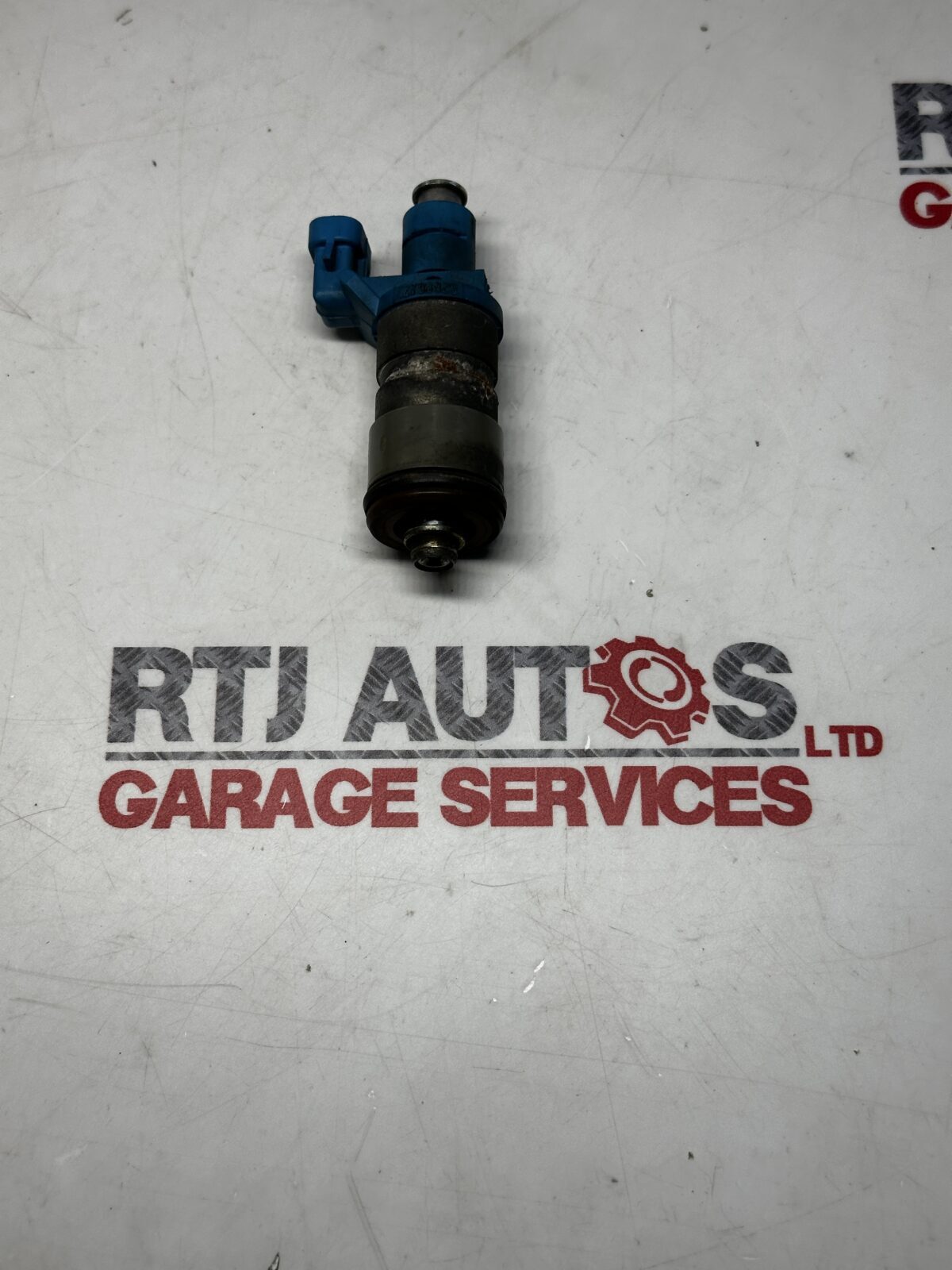 SAAB 93 9-3 Petrol Fuel Injector 12790825