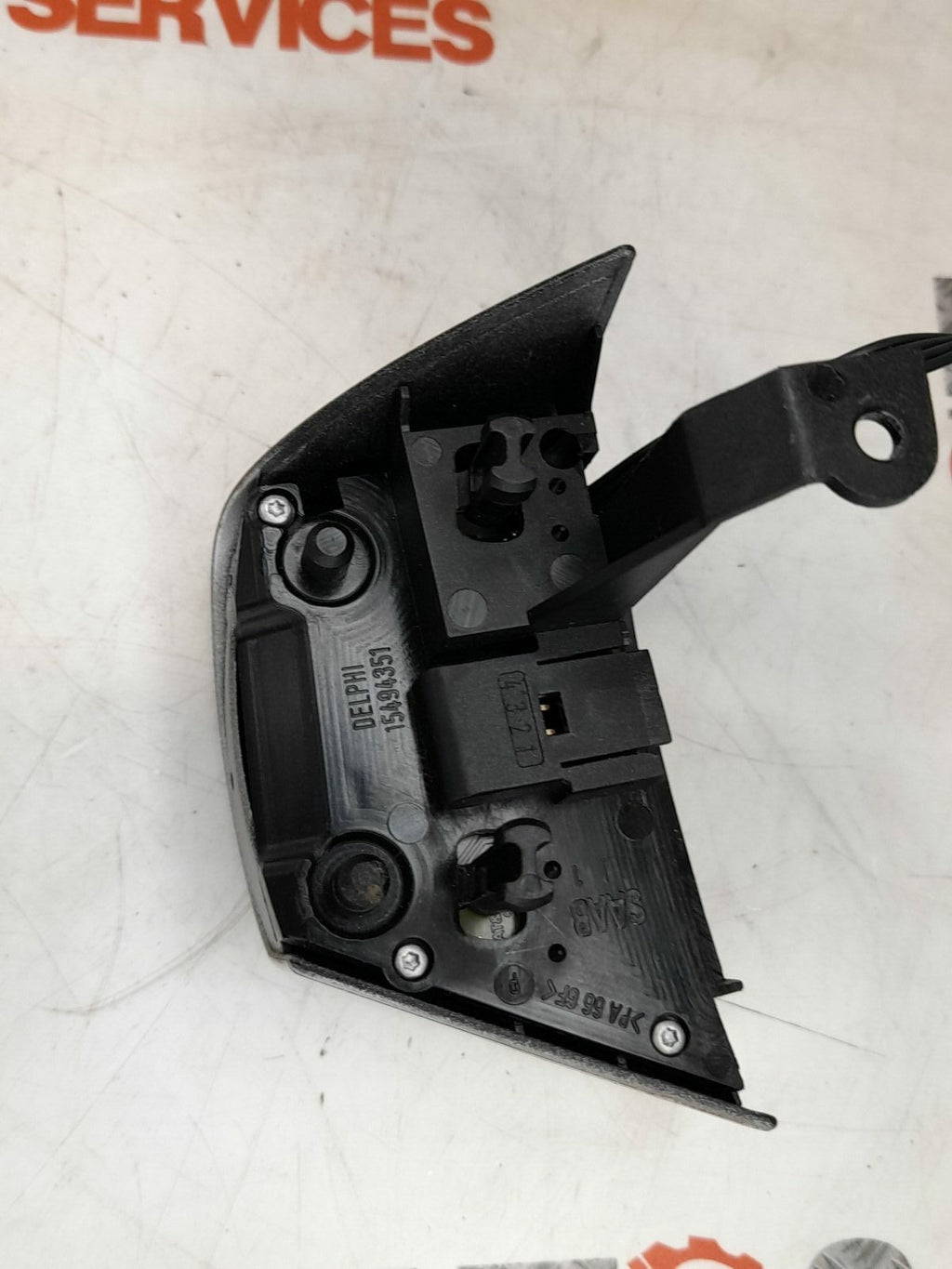 SAAB 93 9-3 2007 - 2011 Steering Wheel Switches Chrome 12764171