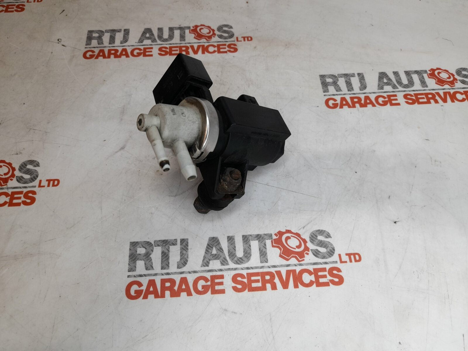 SAAB 9-3 93 9-5 95 Tid Z19DTH Boost Solenoid Vacuum Sensor 55354529 2005-2006