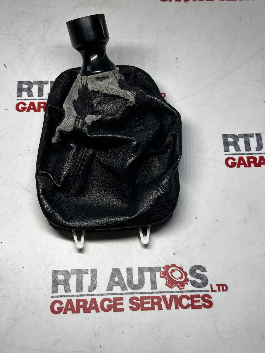 Saab 93 9-3 Used Gear Stick Gaiter Black Leather (Grade 3)