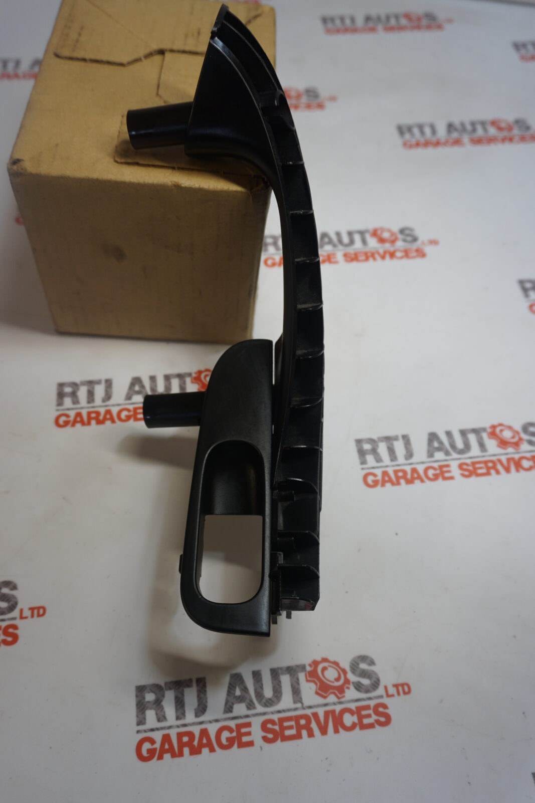 Saab 93 9-3 Passenger Left LH Rear Internal Opening Handle 1127345 12780292