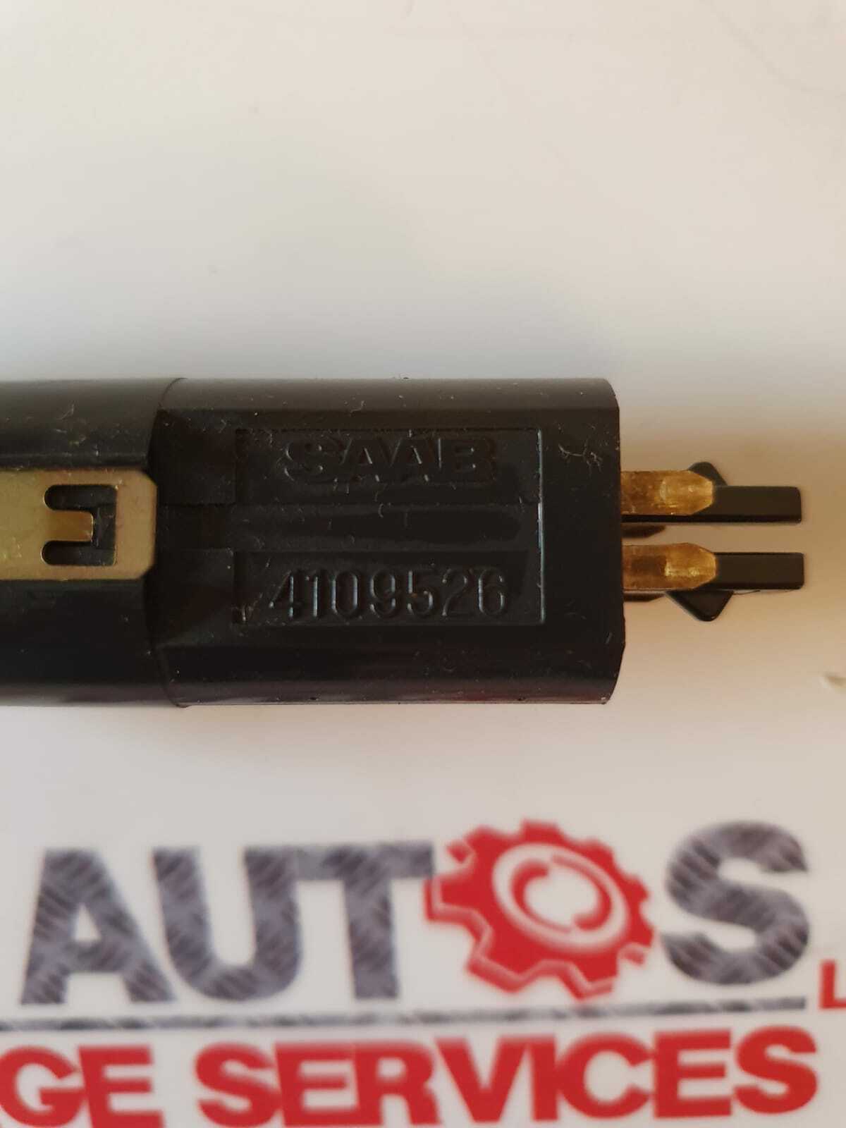 SAAB 9-3 93 9-5 900 9000 1994 - 2010 Hazard Warning Switch 4109526