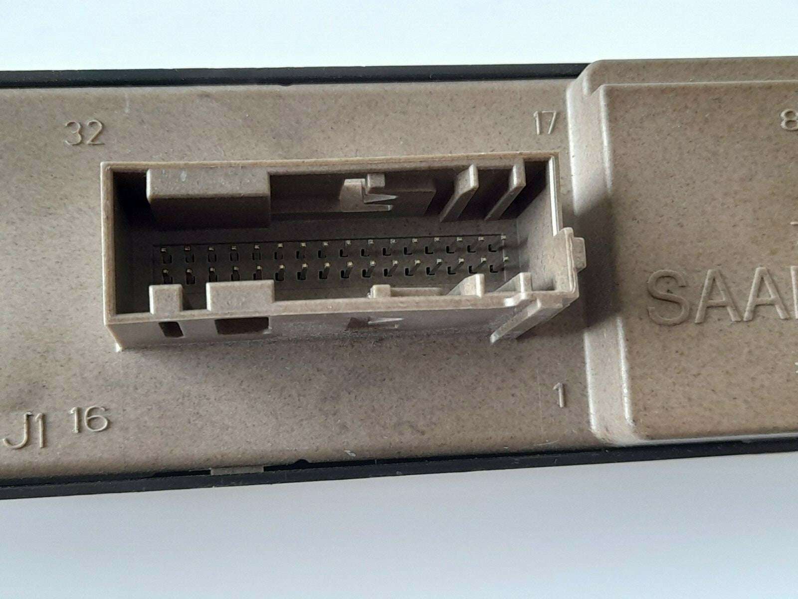 Saab 9-3 Nearside Rear Window Switch (No Anti Pinch) 12764033 (2006)