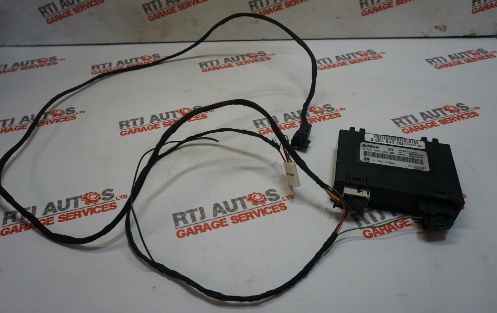 Saab 93 9-3 08-10 Parking Distance Control ECU With Wiring 12782475