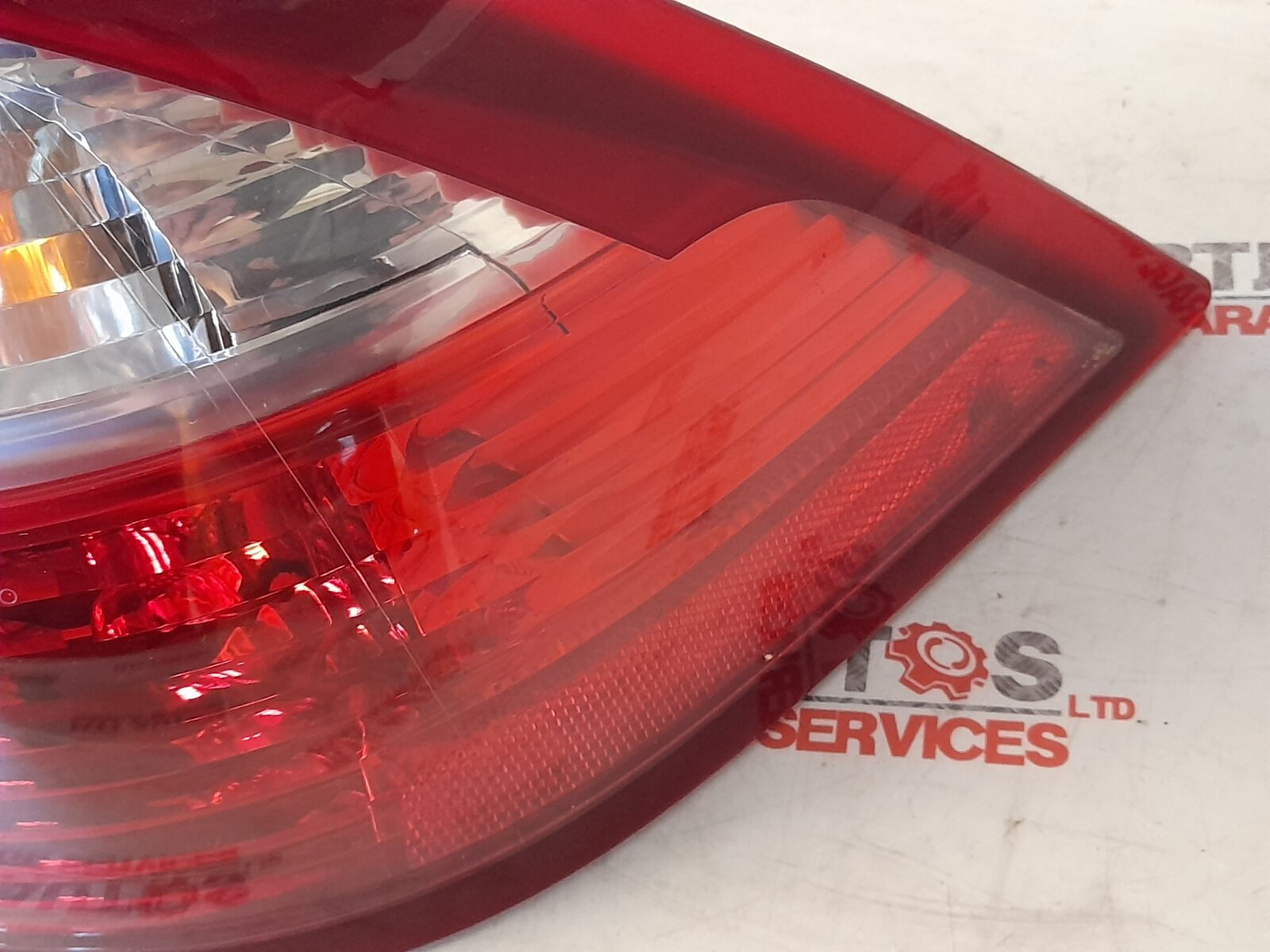 SAAB 9-3 2003-2007 Convertible Rear O/S Right Driver Side Light Unit 12830938
