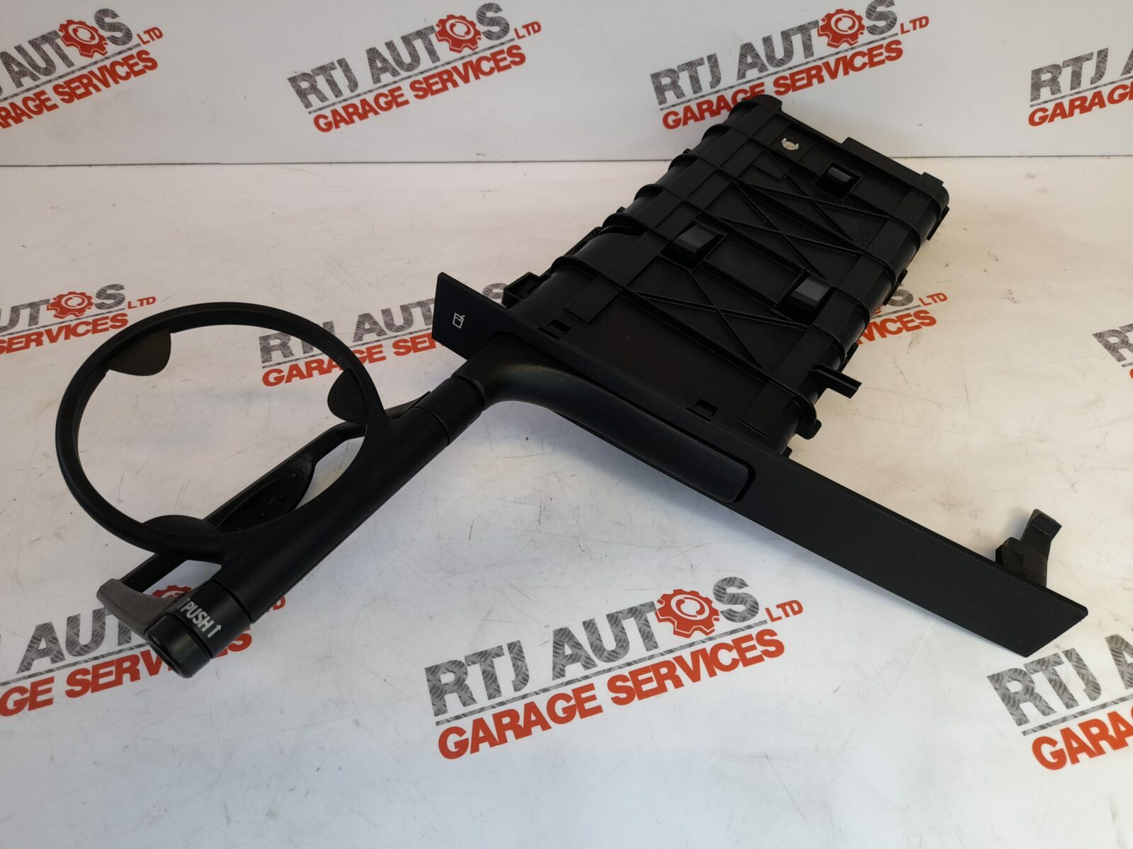 Saab 9-3 93 Front Cup Holder With Trim Panel 2003-2006