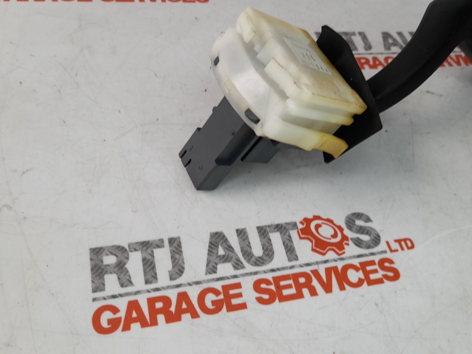 Saab 900 9-3 9-5 Windscreen Wiper Stalk 5354170