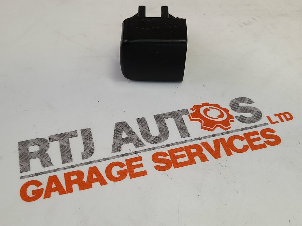 Saab 900 (94-98) 9-3 (98-03) Blind Knob Button Switch 4409280