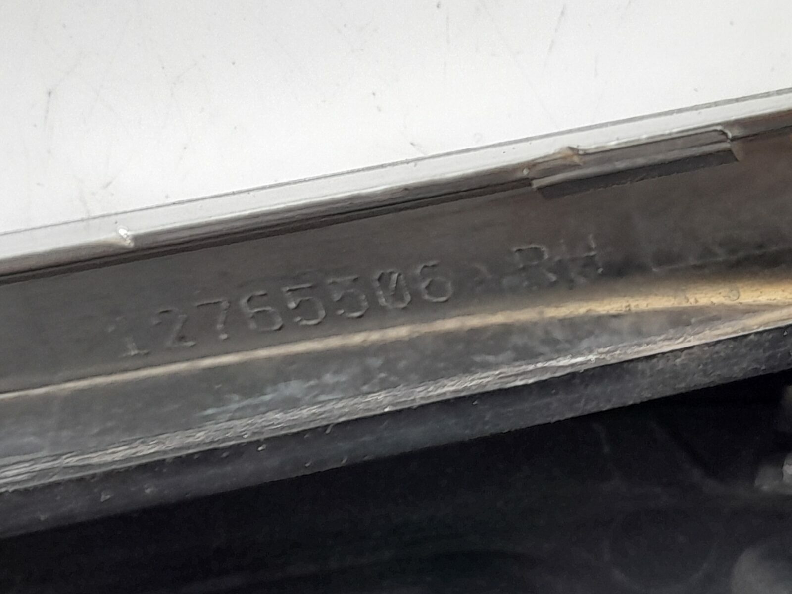 Saab 9-3 93 07-12 Driver Side Front Grille 12765504 12765506 12769755
