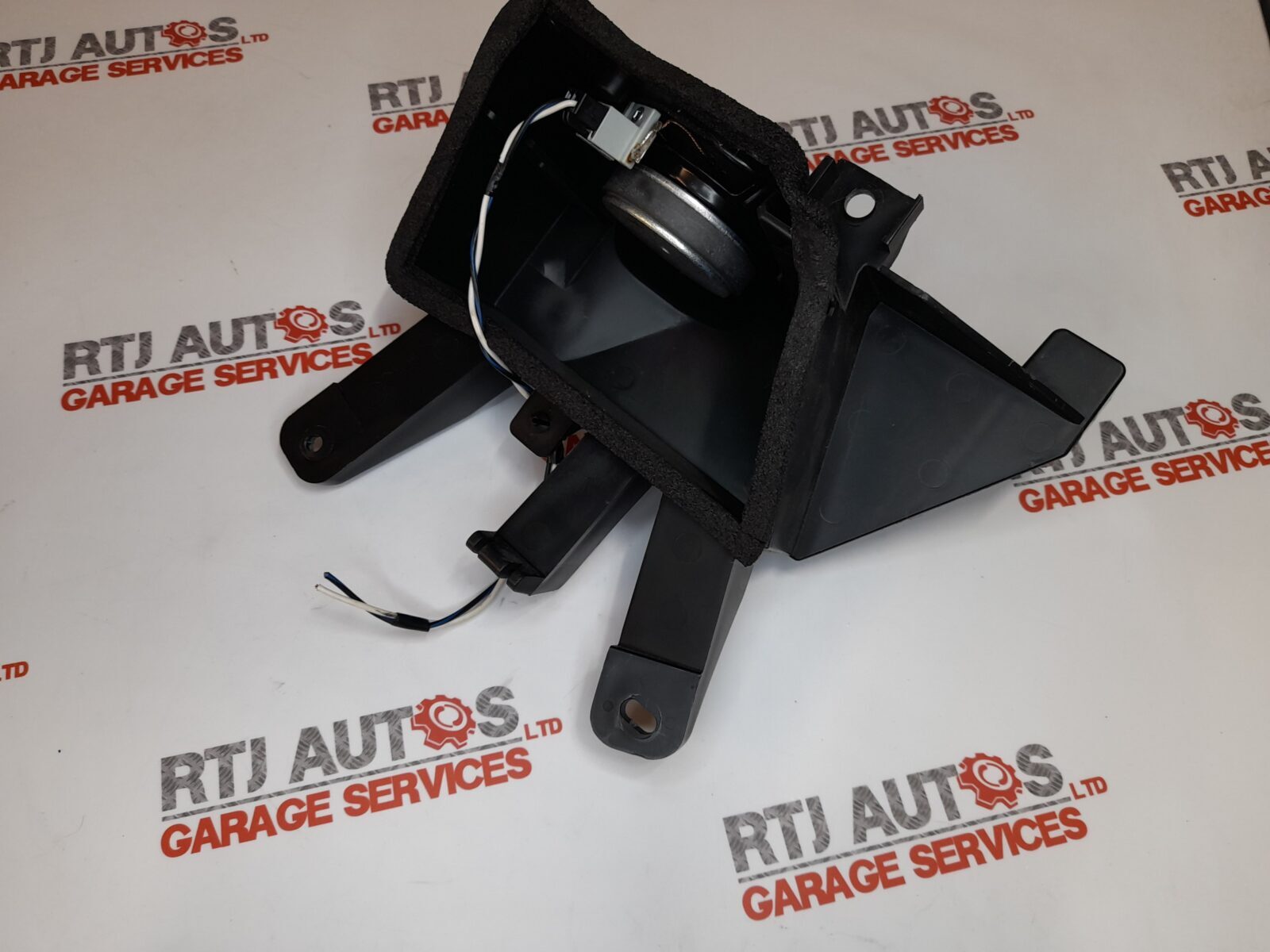 Saab 93 9-3 Estate Boot Lid Loudspeaker Right 12792902