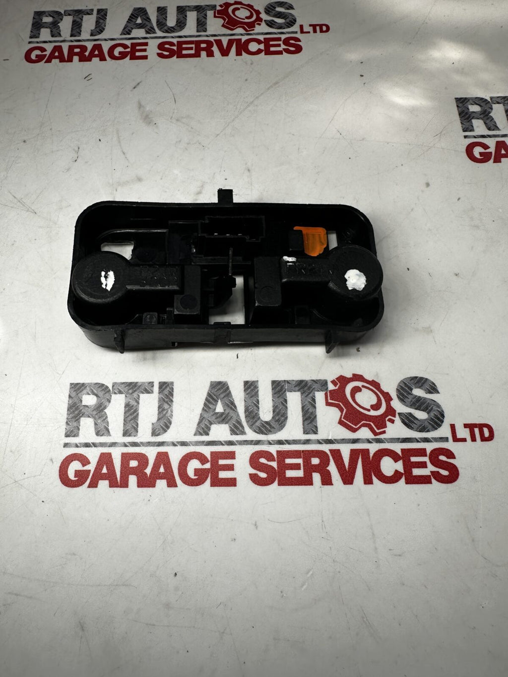 Saab 93 9-3 Saloon (08-12) Bulb Holder Nearside/Left 12778464