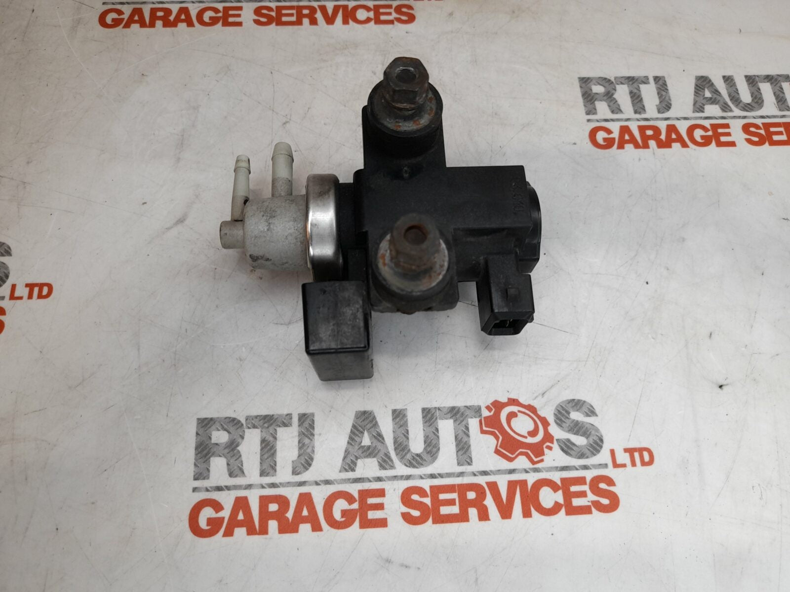 SAAB 9-3 93 9-5 95 Tid Z19DTH Boost Solenoid Vacuum Sensor 55354529 2005-2006