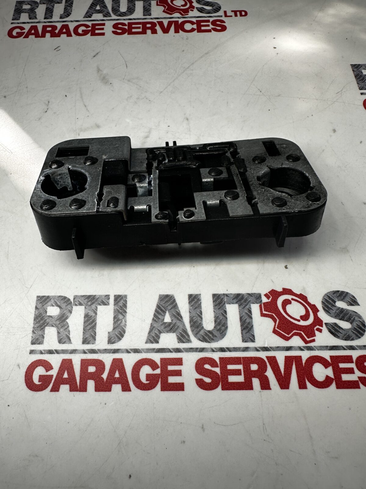 Saab 93 9-3 Saloon (08-12) Bulb Holder Offside/Right 12778463