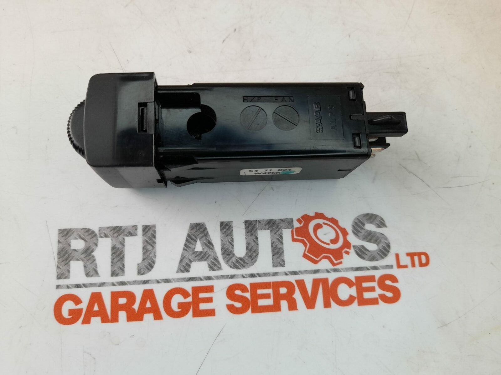 Saab 9-5 Heated Seat Control Switch 5471024 98-05
