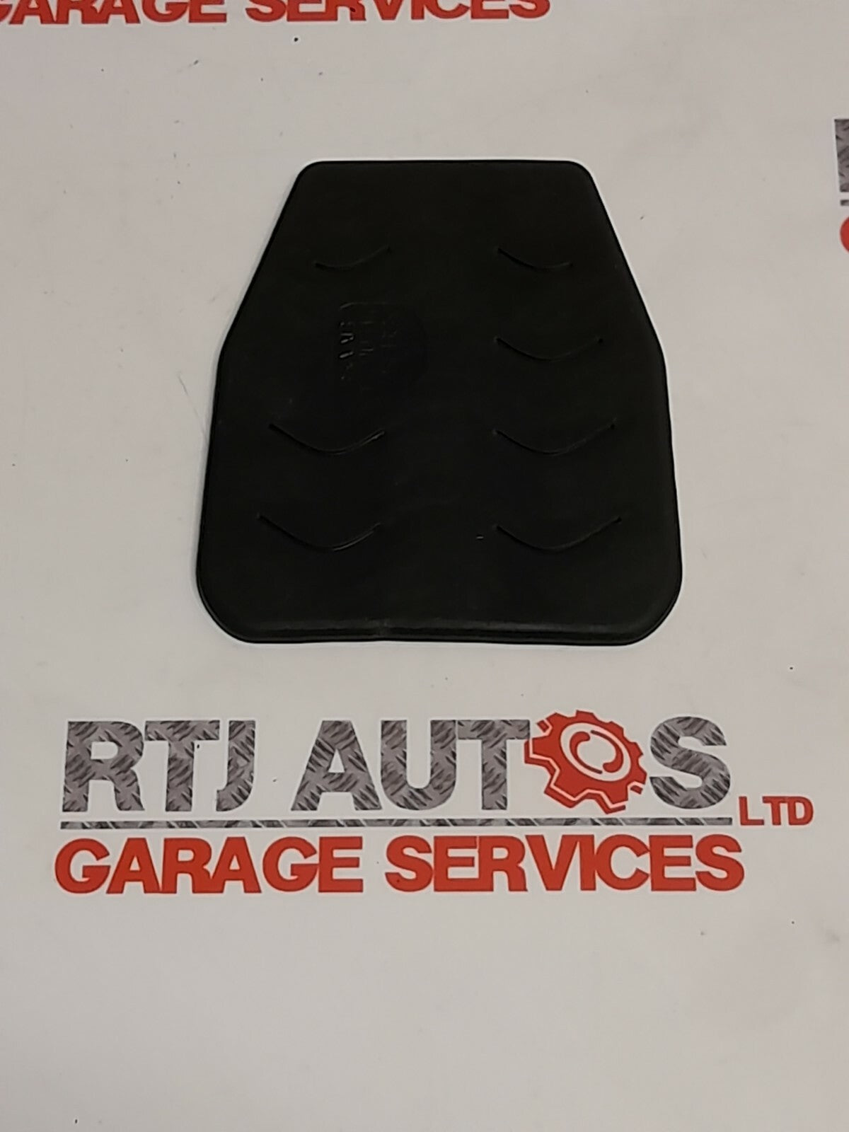 Saab 93 9-3 4D 5D CV Centre Console Rubber Mat 12790314
