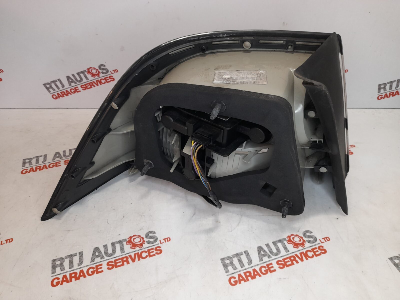 Saab 93 9-3 From 2008 4D Saloon Driver O/S Rear Outer Tail Light 12775609
