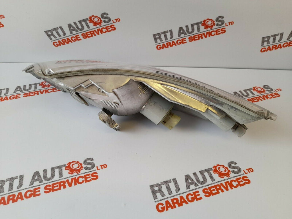 SAAB 9-5 95 03 - 05 Front Right Driver Off Side Indicator Lens 89008366 5336755