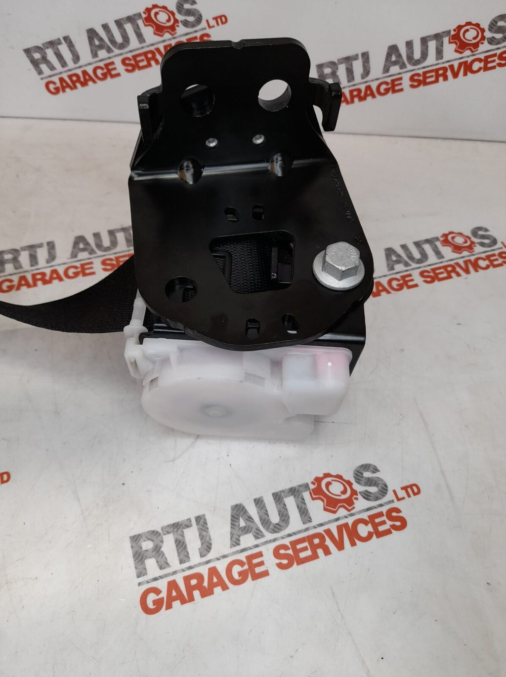 Saab 93 9-3 From 2006 5D O/S Rear Seatbelt 12755334