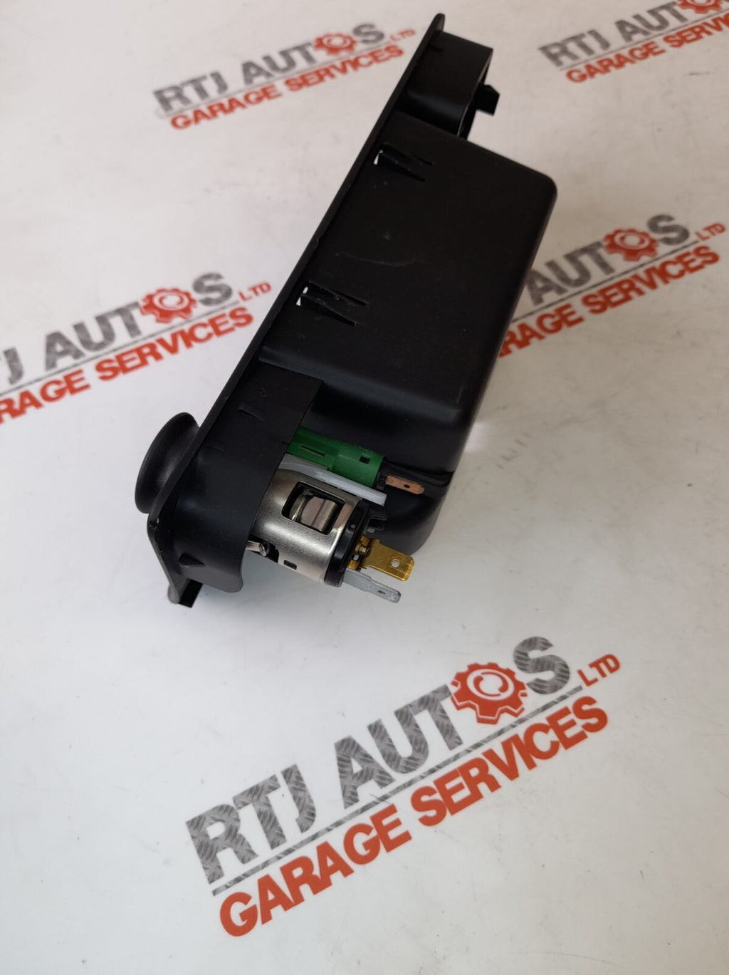 Saab 900 Organiser Box Lighter Outlet 12758684