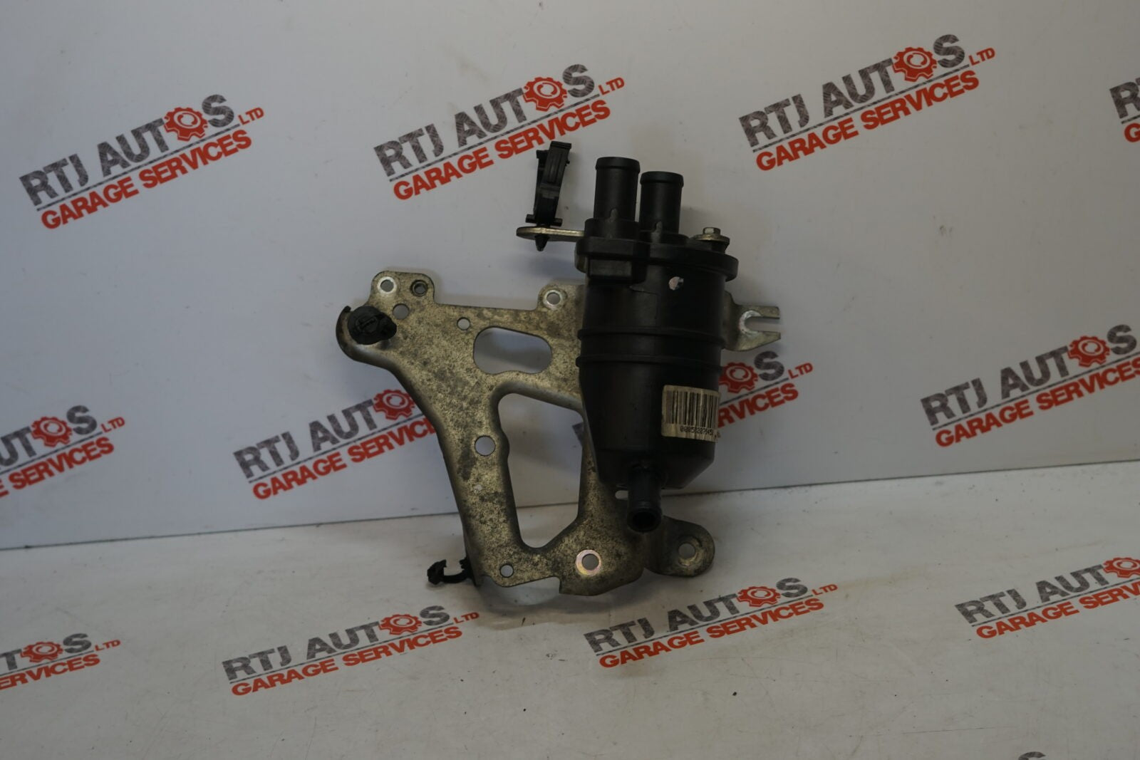 Saab 93 9-3 95 9-5 Oil Separator 55217795