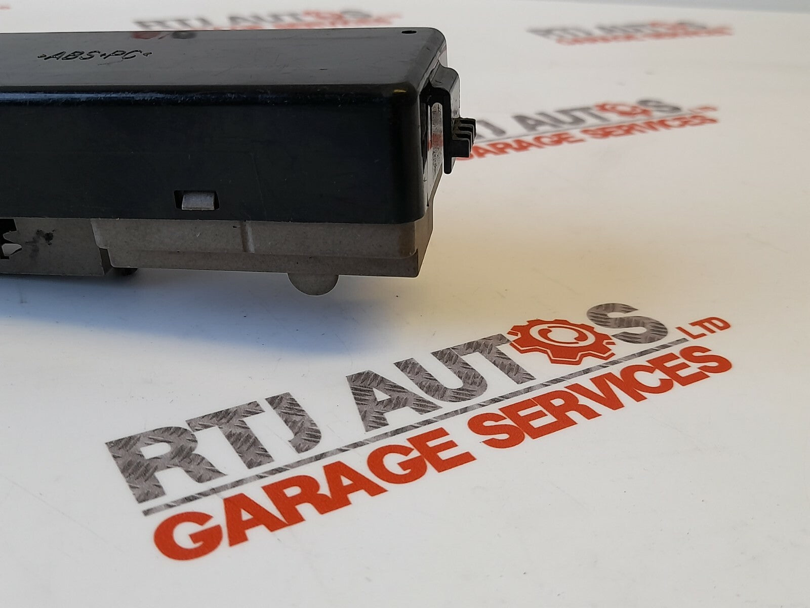 Saab 9-3 Offside Rear Window Switch (No Anti Pinch) 12764023