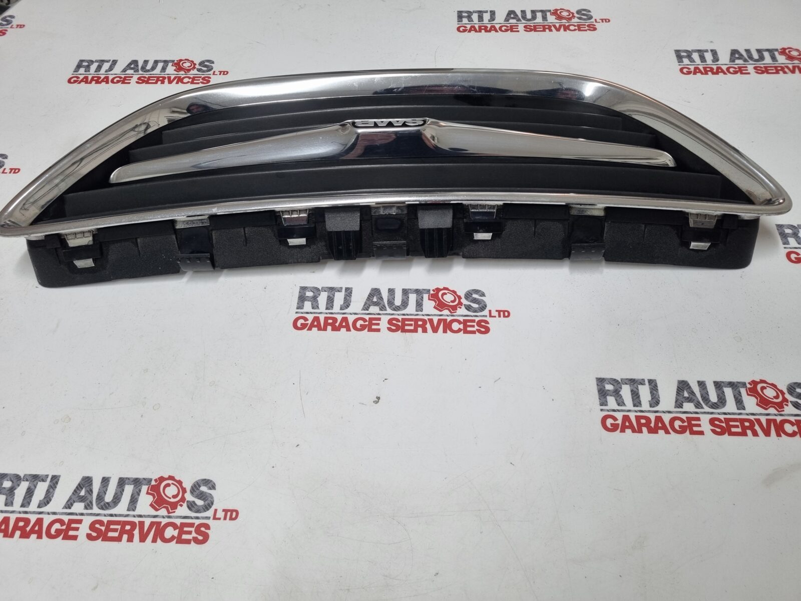 SAAB 9-3 Front Grill 12787224 2003 - 2007