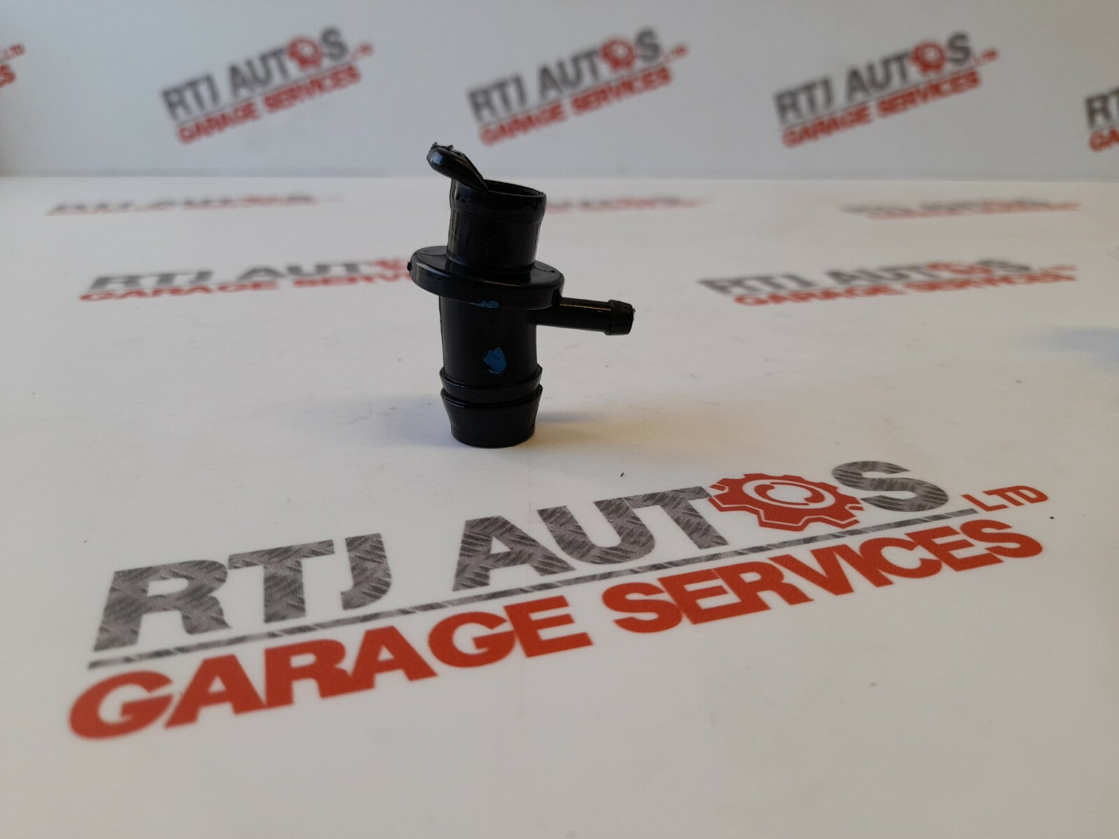 Genuine Saab 9-3 9-5 Cam Box Joint Nipple 55560443 and Bushing 9549593