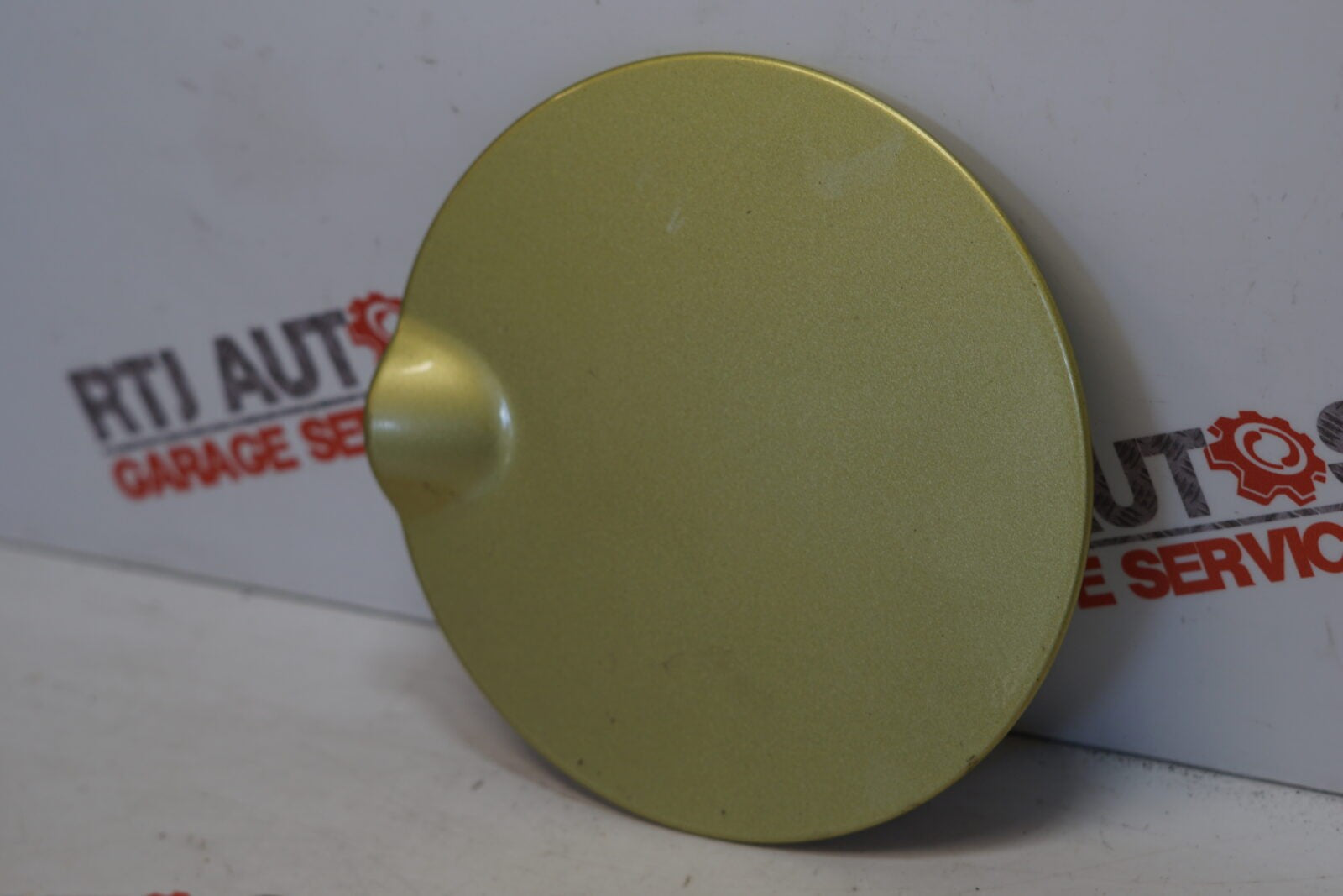 Saab 93 9-3 Fuel Flap Tank Hatch 12797737 12760550 12761984292 Lime Yellow