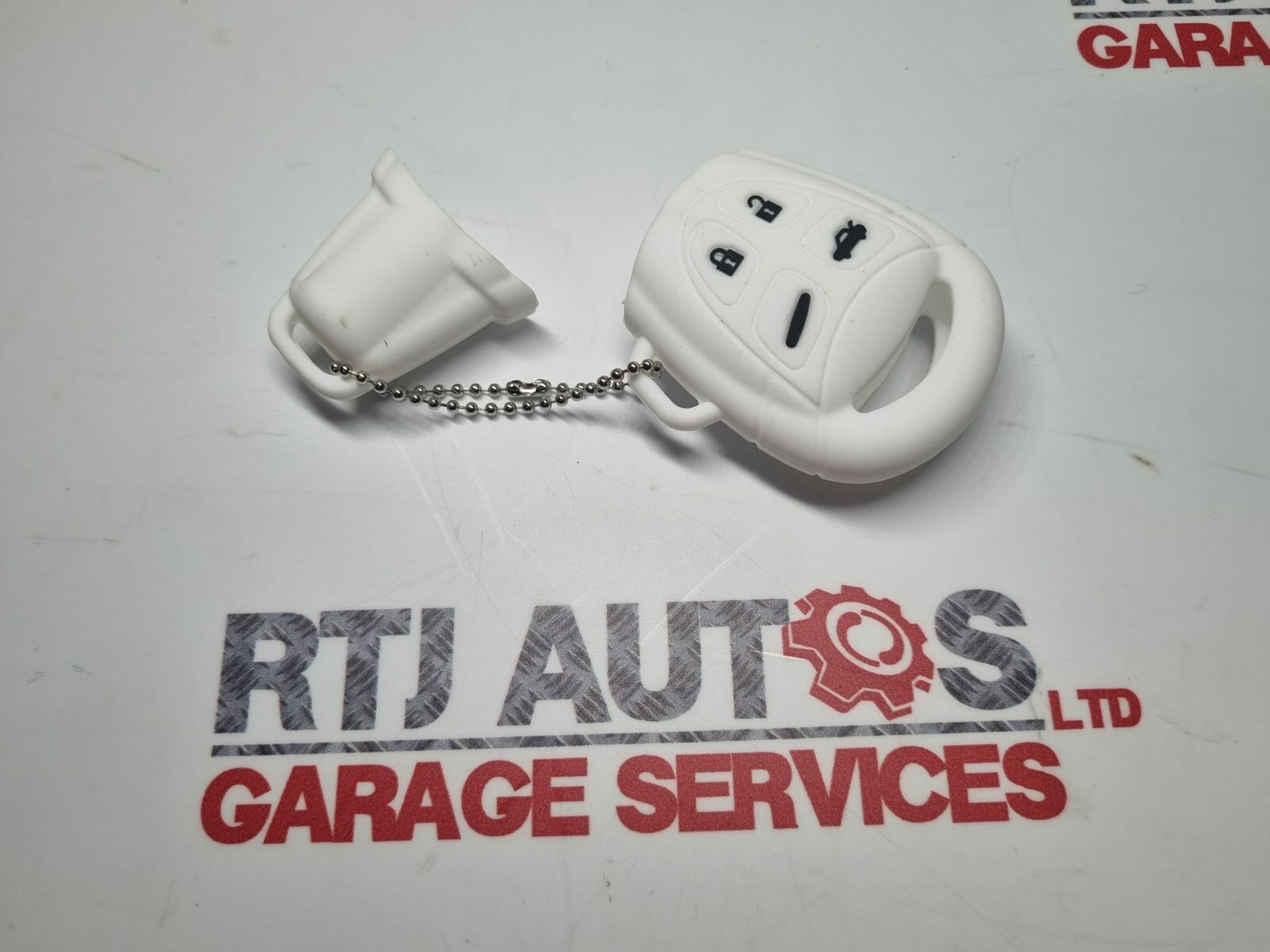 SAAB 9-3 93 Silicone Key Fob Case Cover 03-12.