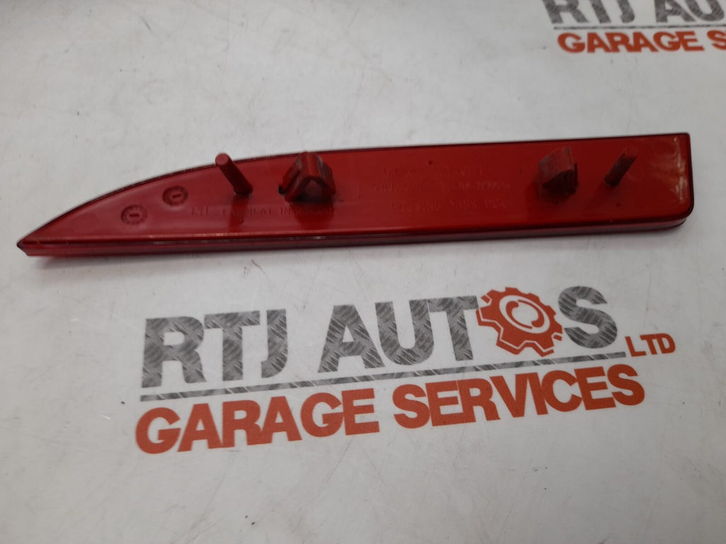 Saab 93 9-3 4D 5D CV Offside Driver Rear Bumper Reflector From 2008 12770171