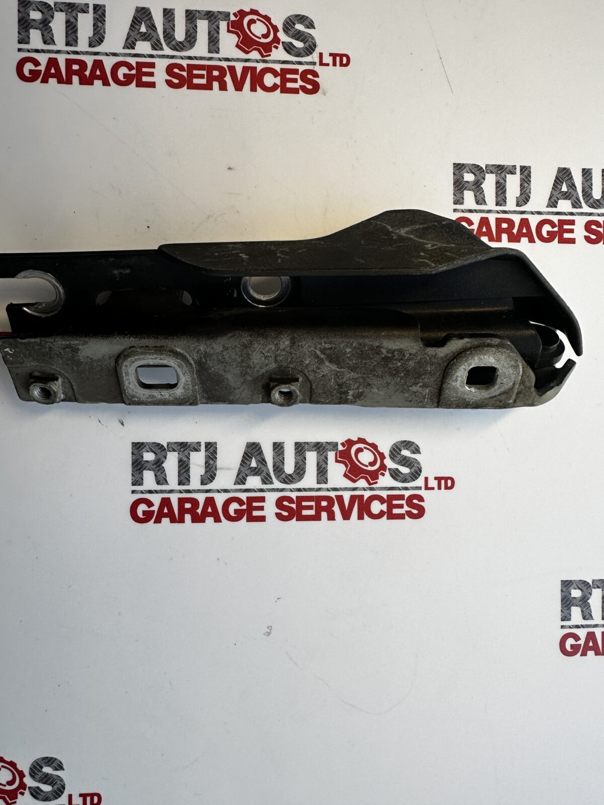 SAAB 93 9-3 (03-11) CV LH Bonnet Hinge 12799879