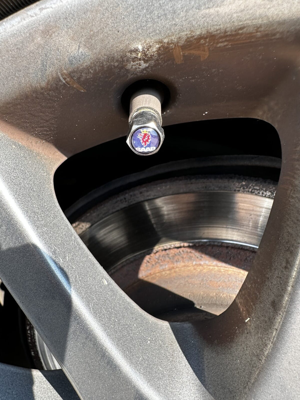 Saab 93 95 9-3 9-5 Badged Steel Dust Caps (Set of 4)