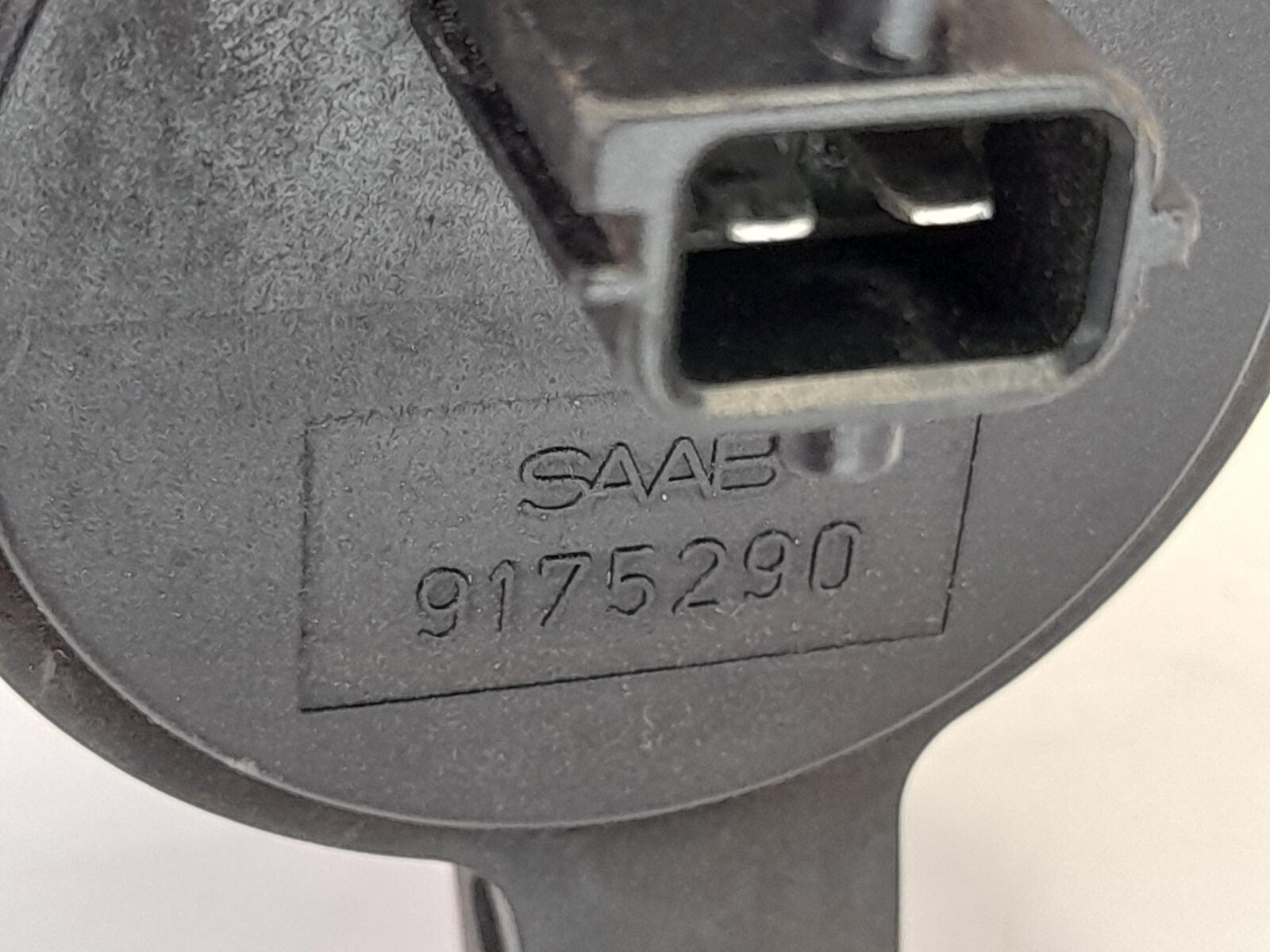Saab 9-3 9-5 Turbocharger Boost Pressure Control Solenoid Valve 9175290 55557331