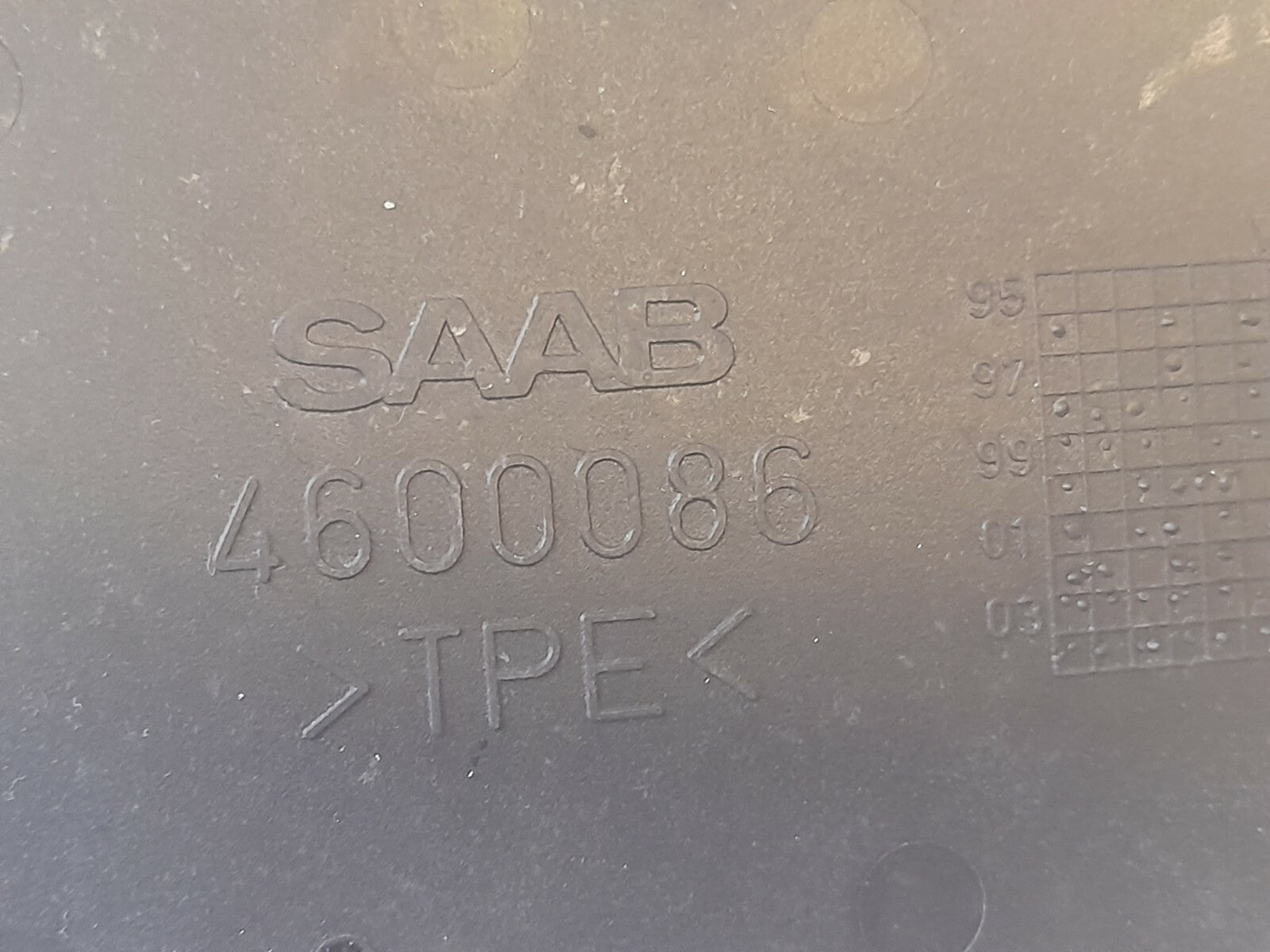 Saab 95 9-5 Centre Console Rubber Mat 4600086