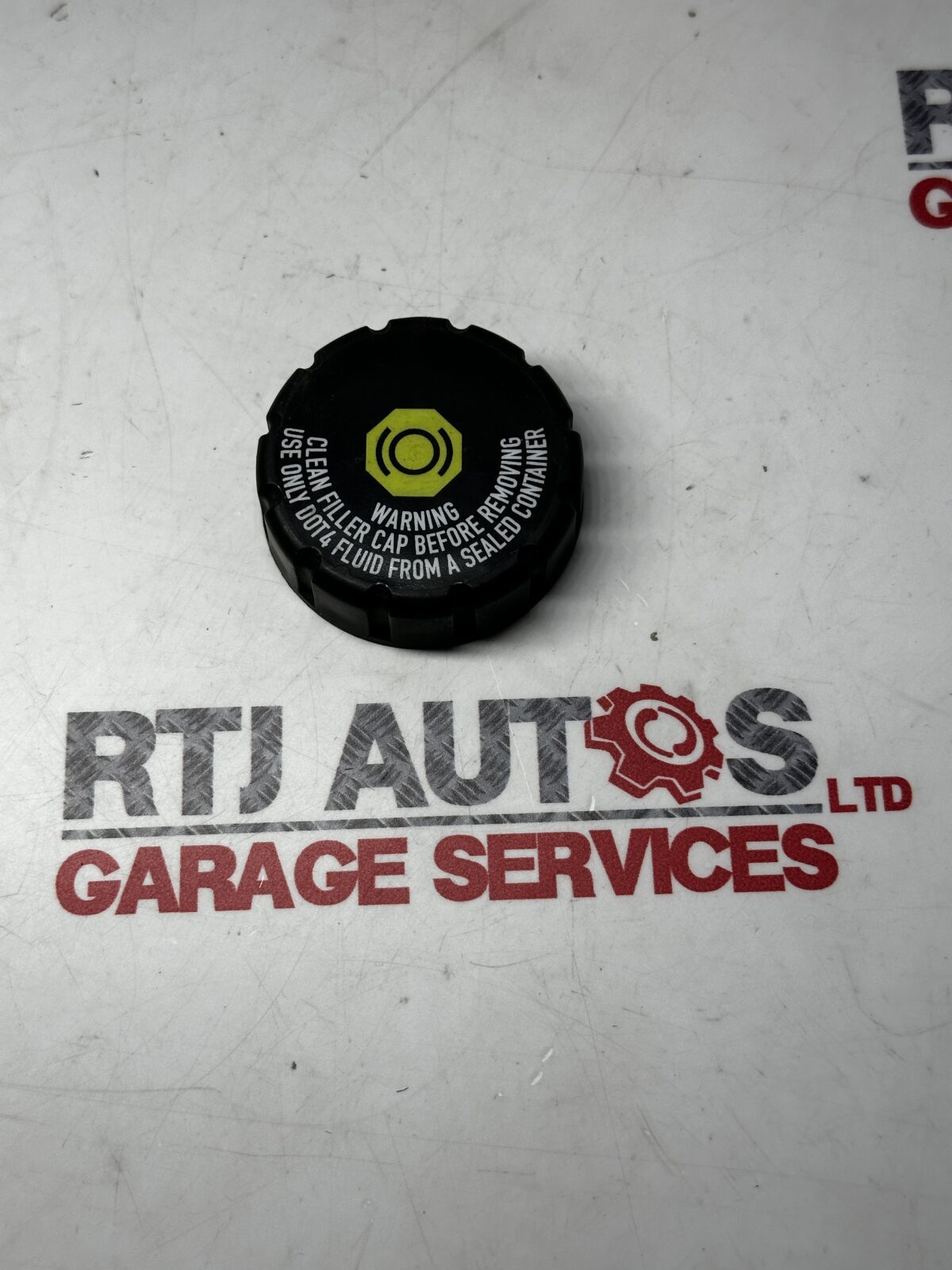 SAAB 9-3 93 (03-12) BRAKE FLUID RESERVOIR CAP 32021908/93189060