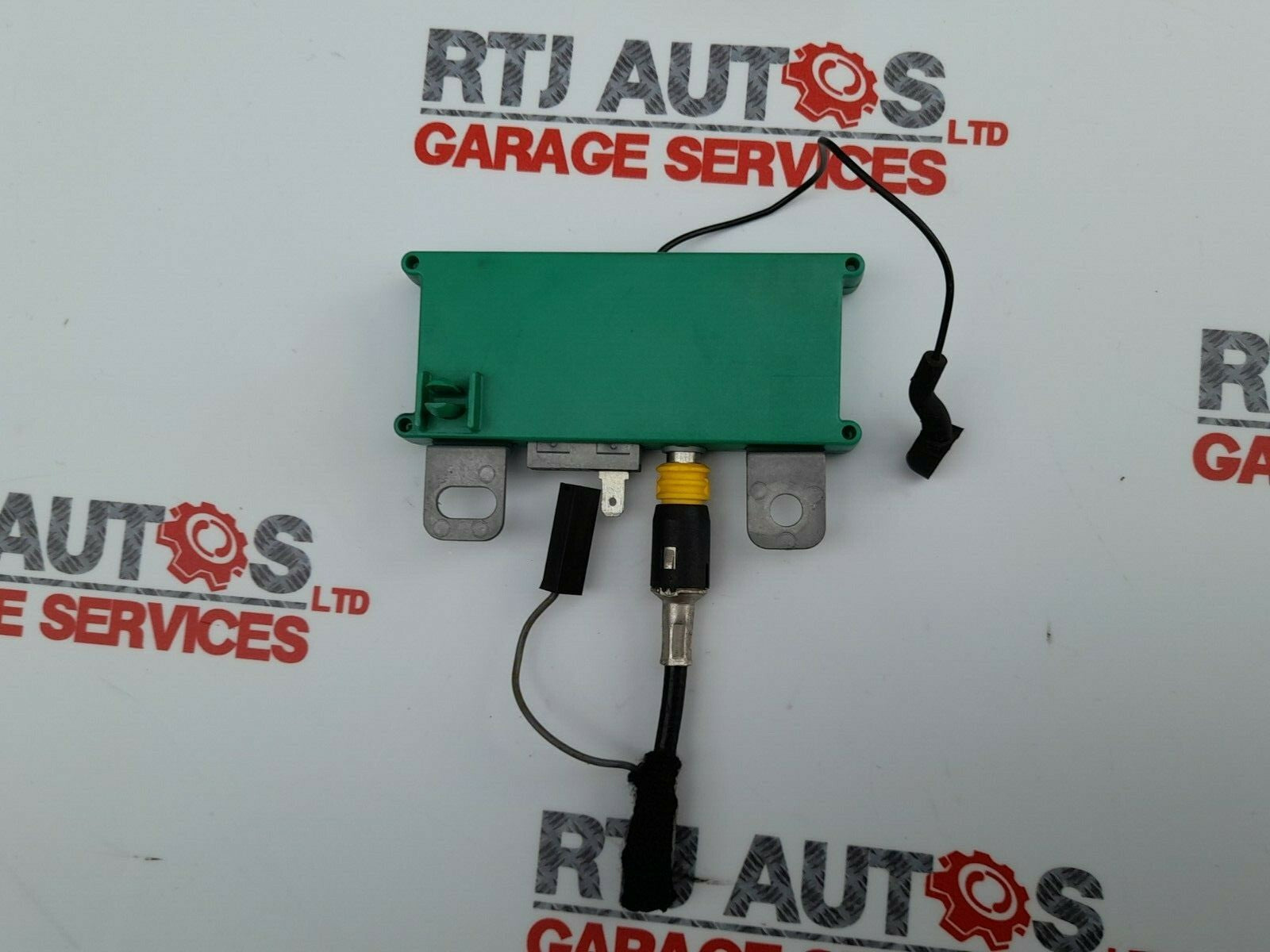 Saab 9-3 93 Antenna Aerial Amplifier 2006 - 2007 4D 5D 12792121