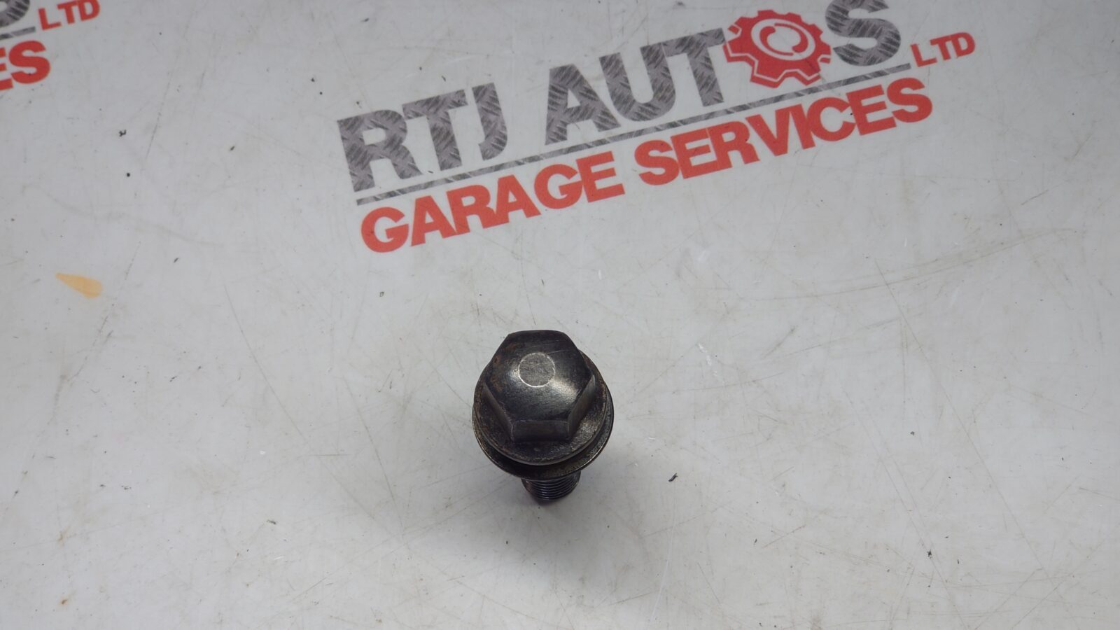 Saab 93 9-3 95 9-5 03-11 Wheel bolts X4