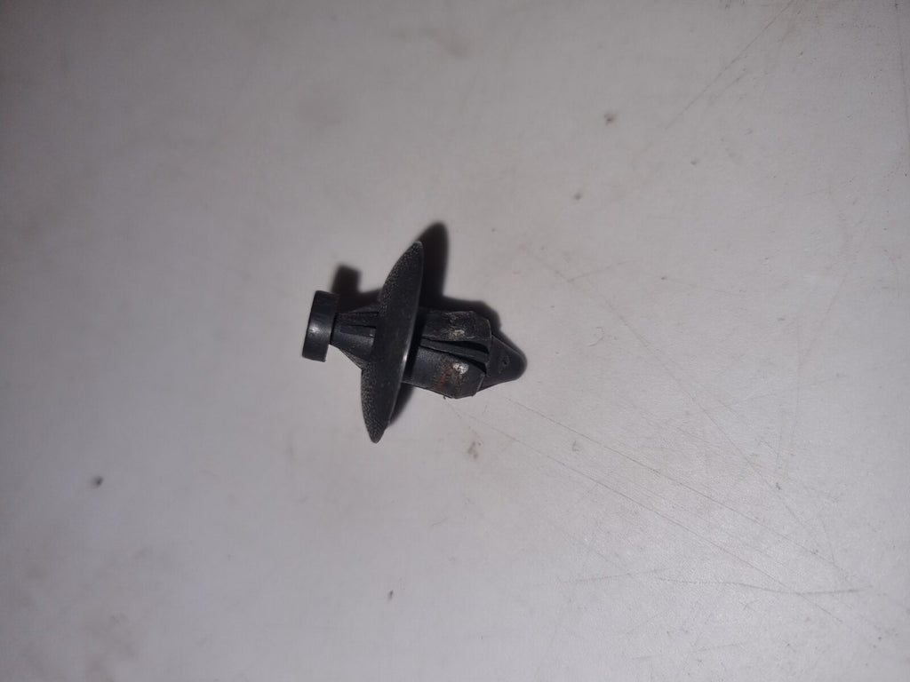 Saab 9-3 93 Trim Rivet clips x10 Boot Scuttle Engine Bay 92152036