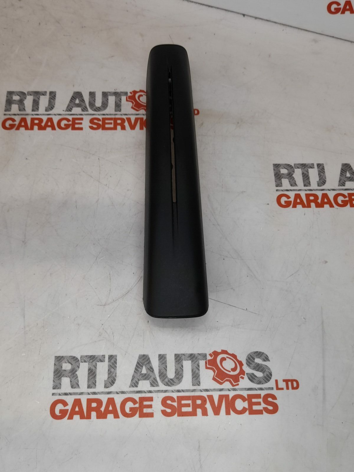 Saab 9-3 93 Centre Console Trim Handle 2003 to 2012 12790319