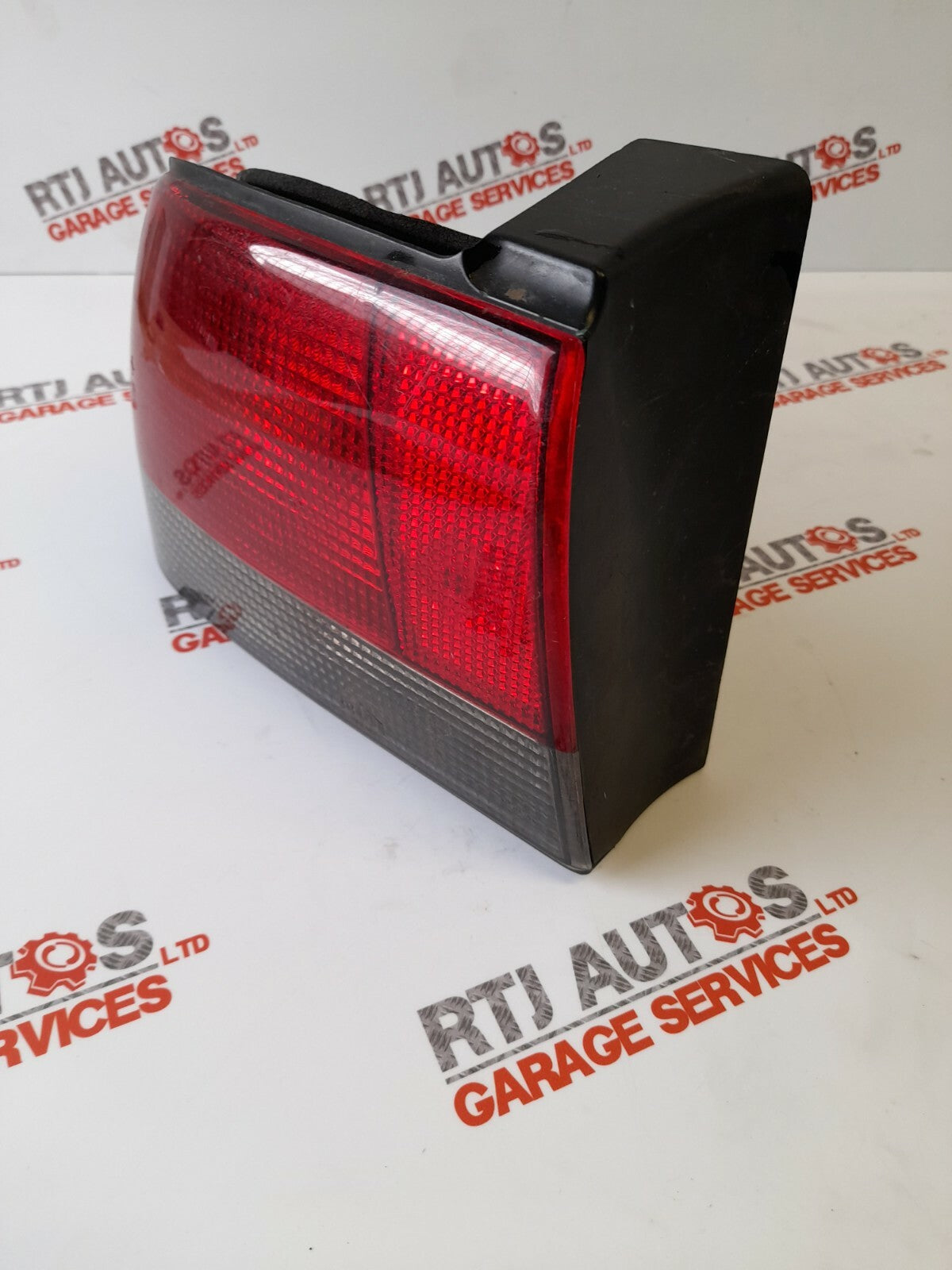 Saab 900 1993 to 1998 Passenger Nearside 2 Door Convertible Rear Tail Light