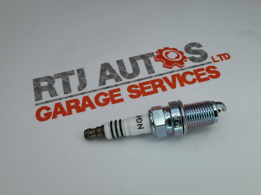 Genuine Saab 900 94-98 9-3 98-00 2.3L Spark Plugs (x4) 5958798