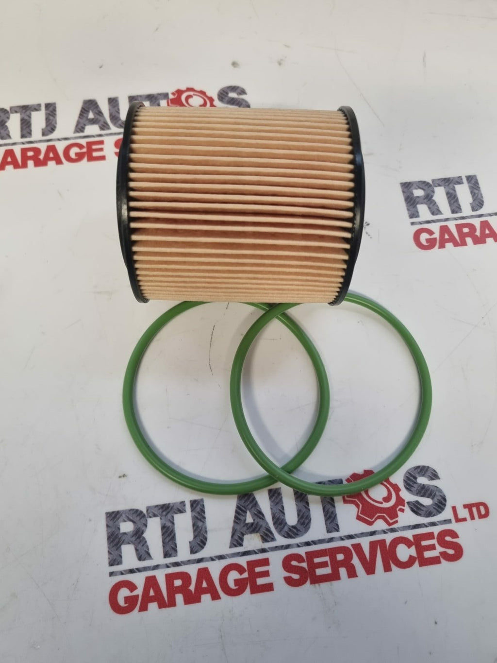 Saab 9-3 9-5 1.9TiD Oil Filter 93183412