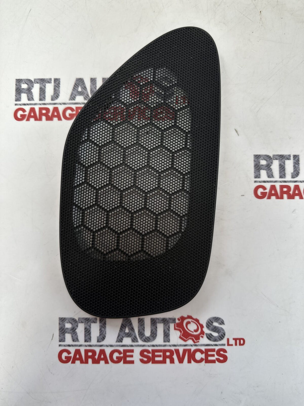 Saab 93 9-3 (YS3F) CV Estate Saloon 2003-2012 RH Dashboard Grille Black 12801534